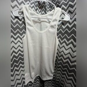 Brand new 3 Pack White/Green/Pink  Ribbed Tank Top — Women’s Classic Scoop Neck